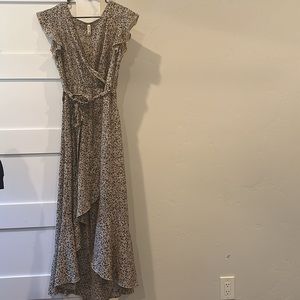 Floral Grecerelle Maxi dress. Size Medium.
